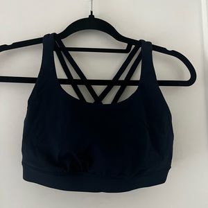 Lululemon energy bra size 6 in navy blue